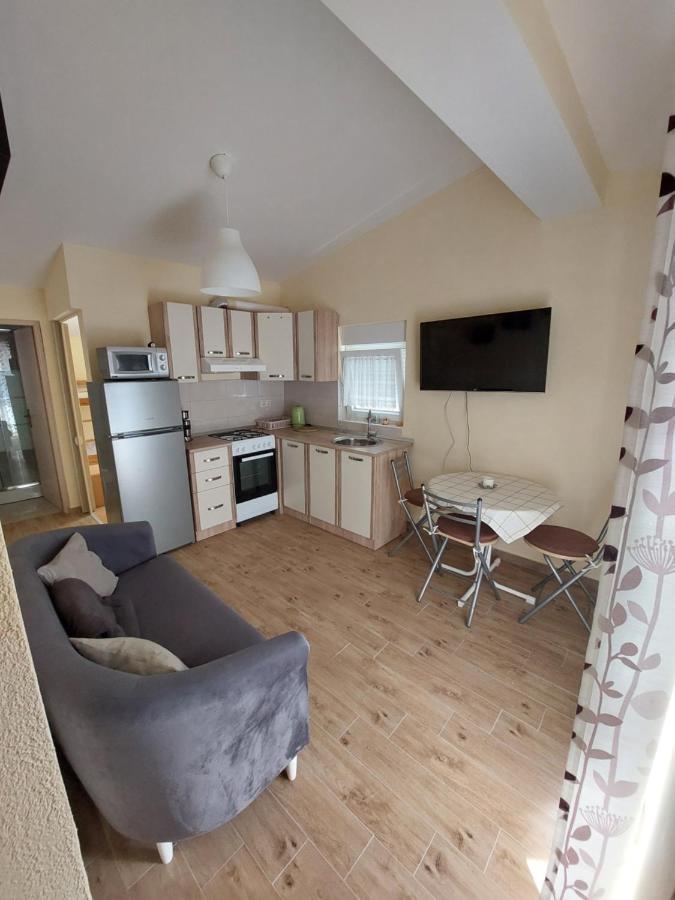 Apartmani Piskoric Vir Exterior foto