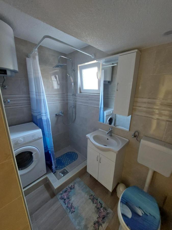Apartmani Piskoric Vir Exterior foto