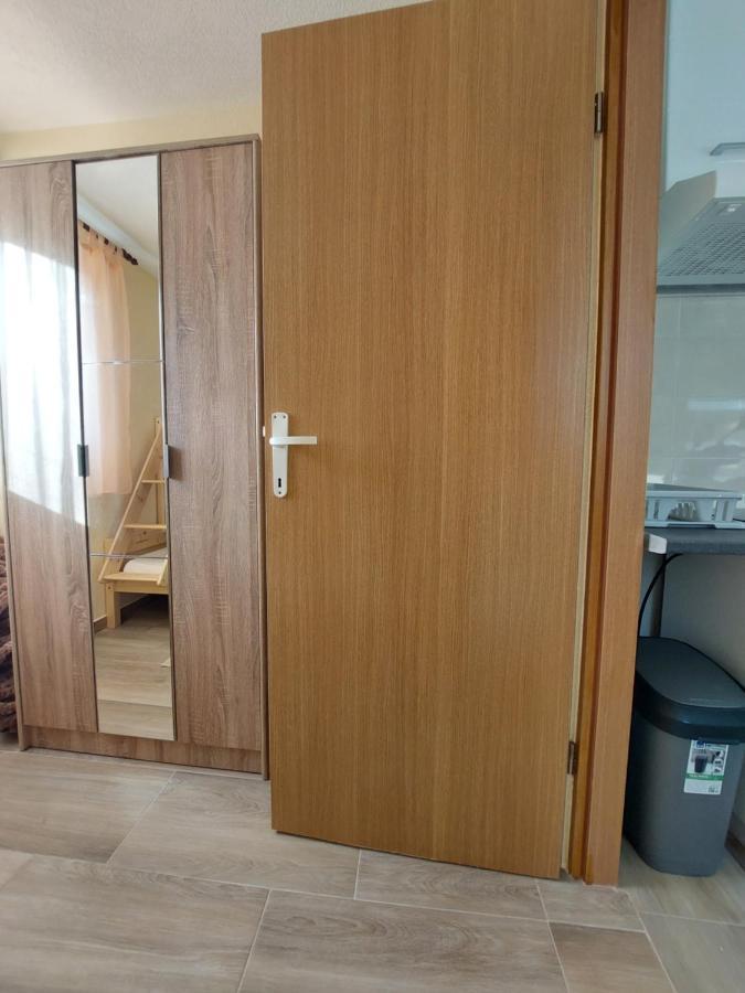 Apartmani Piskoric Vir Exterior foto