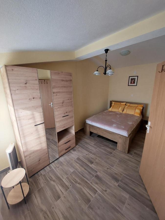Apartmani Piskoric Vir Exterior foto