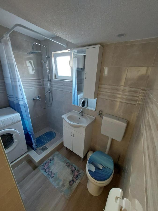 Apartmani Piskoric Vir Exterior foto
